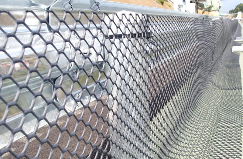 防鳥 防獣 ネトロンネット D-3 半透明  1000mm×30m 一巻き 菱目 タキロンシーアイ 雨どい 園芸 フェンス 侵入防止 獣害対策 保護 ネトロンシート - 2